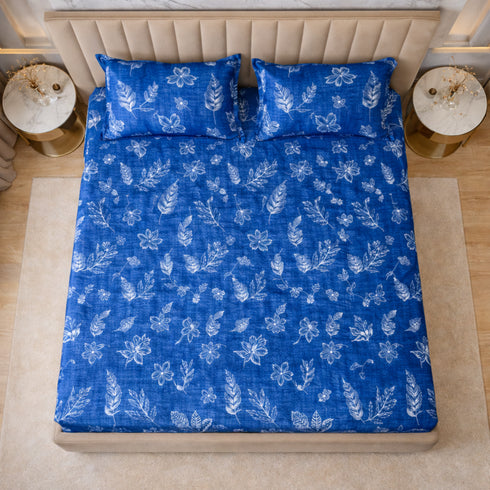 Cloud Soft Indigo Bloom King Size Bedsheet Set (1 Bedsheet, 2 Pillow Covers)